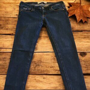 Hollister Dark Wash Skinny Jeans Size 3R (26/31) – Contrast Stitching